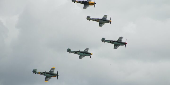 Il Ministero della Guerra Sporca sotto l’imperio dell’irriverenza